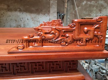 án gian gỗ hương