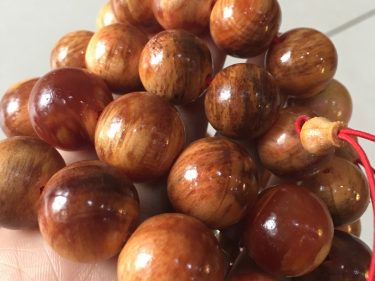 vong tay go huyet Rong