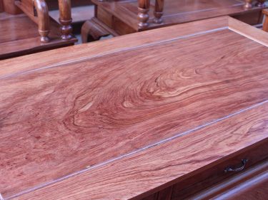 Tần Thủy Hoàng tay 12 hương đá