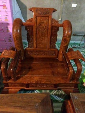 Bộ bàn ghế Tần Thủy Hoàng tay 12 hương đá