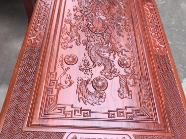 Bộ bàn ghế Quốc Nghê phong thủy gỗ Hương đỏ tay 12