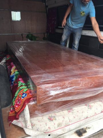 Bọc hàng cẩn thận