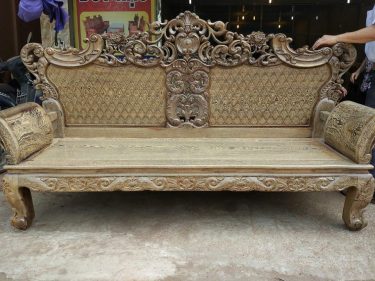 Bộ ghế Hoàng gia gỗ Mun đuôi công