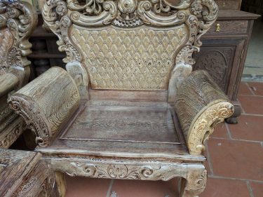 Bộ Hoàng gia gỗ Mun đuôi công