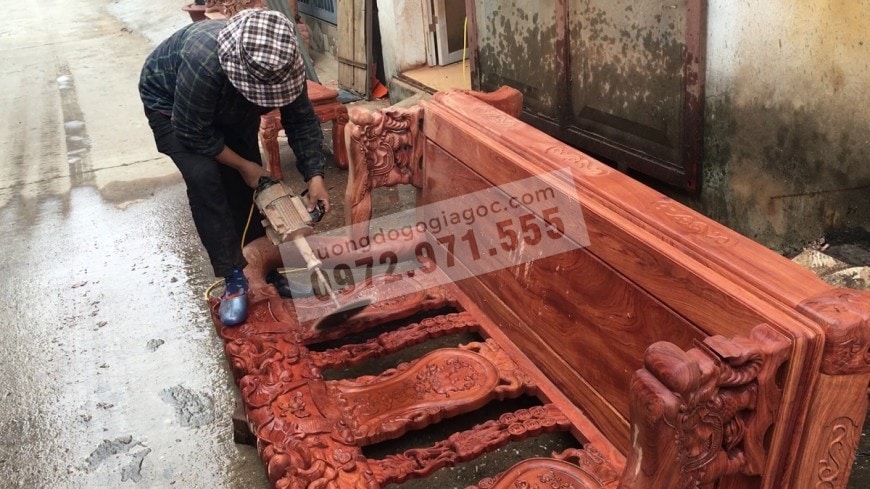 Xưởng sản xuất đồ gỗ mỹ nghệ