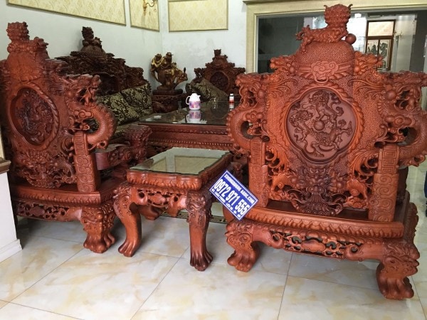 Bộ bàn ghế Rồng Đỉnh 8 món hương đỏ Lào