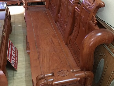 Ban ghe Tan thuy Hoang