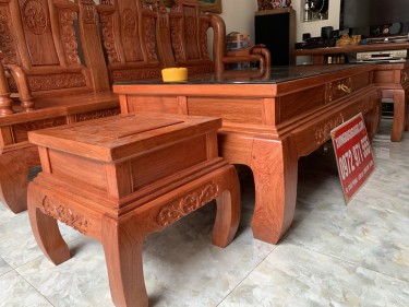 bàn ghế tần thủy hoàng