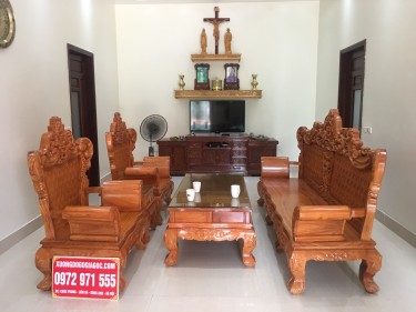 Bo ban ghe hoang gia