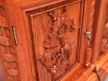 kệ tivi gỗ hương đá