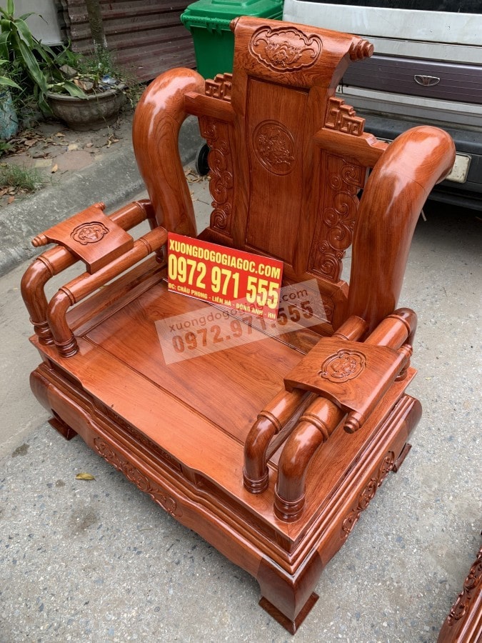 Bo Tan Thuy hoang Go huong da