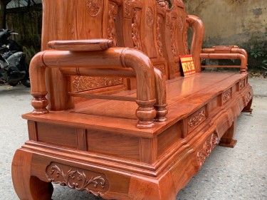 Bo Tan Thuy hoang Go huong da