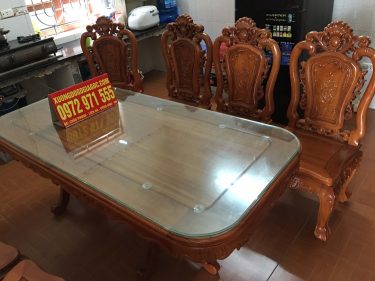 bàn ăn hình chữ nhật