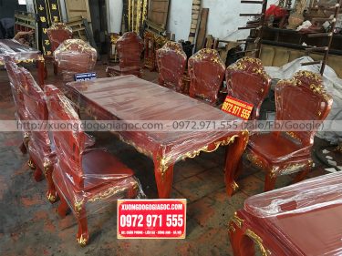 bàn ăn hoàng gia dát vàng