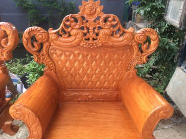 bo ban ghe hoang gia v3