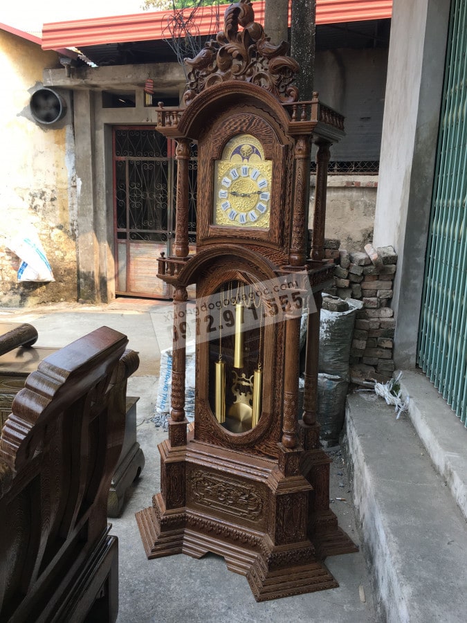 đồng hồ gỗ mun