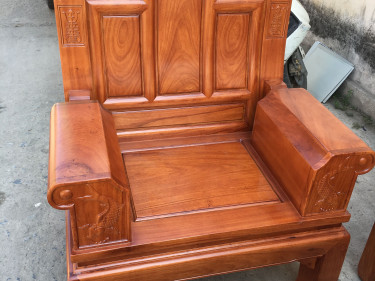 bàn ghế phòng khách