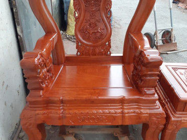 bàn ghế phòng khách