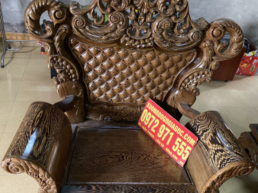 bàn ghế hoàng gia