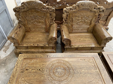 bàn ghế phòng khách