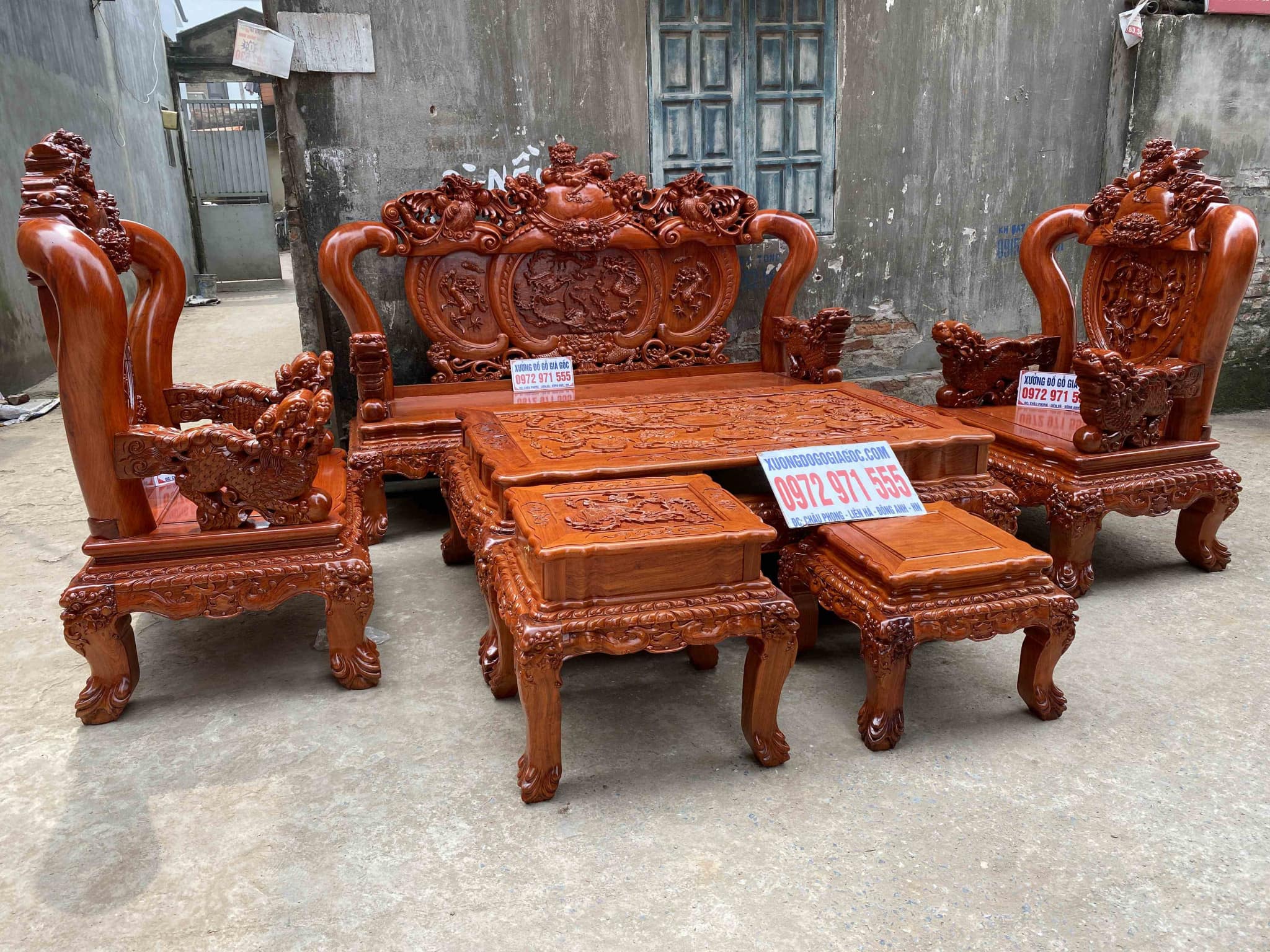 Bộ bàn ghế Rồng Đỉnh 12 món gỗ Hương đỏ Lào đẳng cấp đại gia