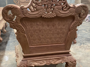 Mặt sau ghế đơn