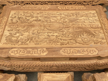 Bàn To đục tứ linh