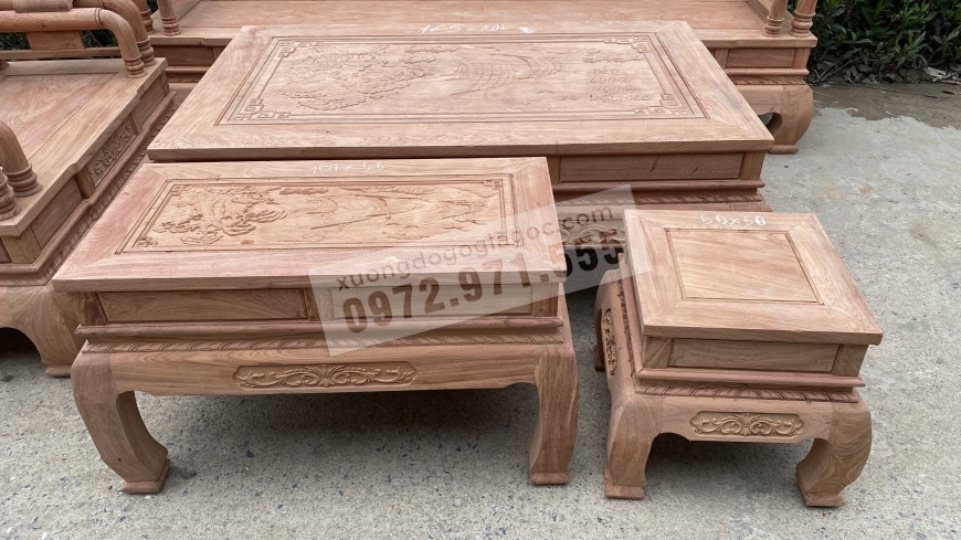 Mặt bàn và mặt đôn đục tranh