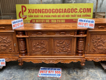 kệ tivi cột nho 2,4m