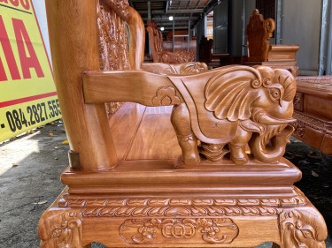 bàn ghế phòng khách