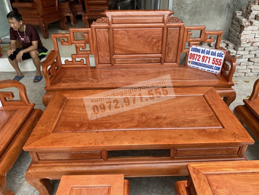 Bàn ghế phòng khách