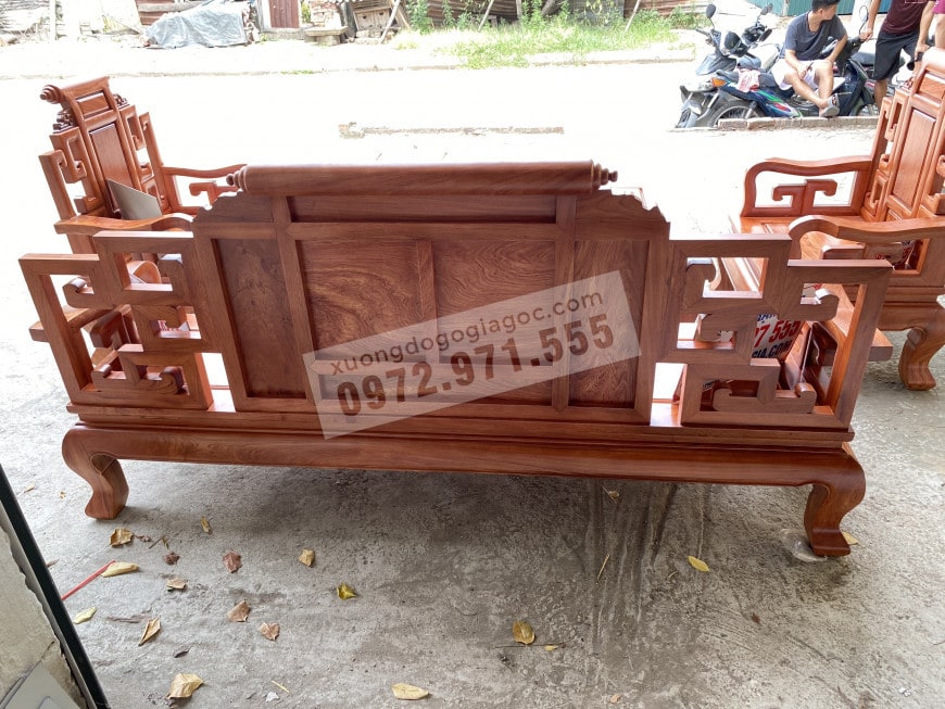 Bàn ghế phòng khách