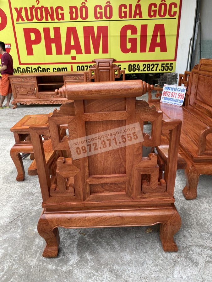 Bàn ghế phòng khách