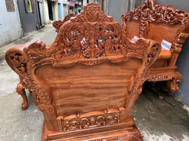 bàn ghế phòng khách