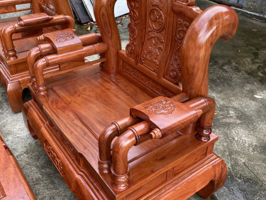 Bàn ghế phòng khách