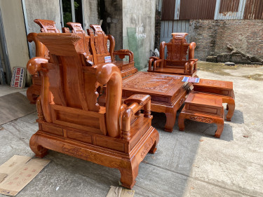 Bàn ghế phòng khách