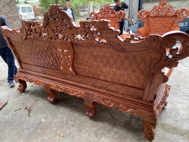 Bàn ghế phòng khách