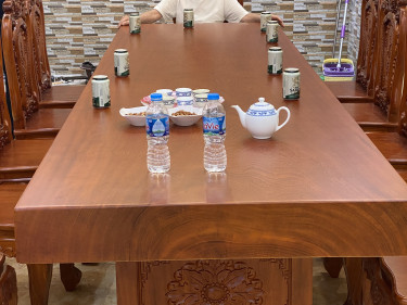 Bàn ghế gỗ nguyên tấm