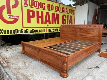 Giường ngủ gỗ hương