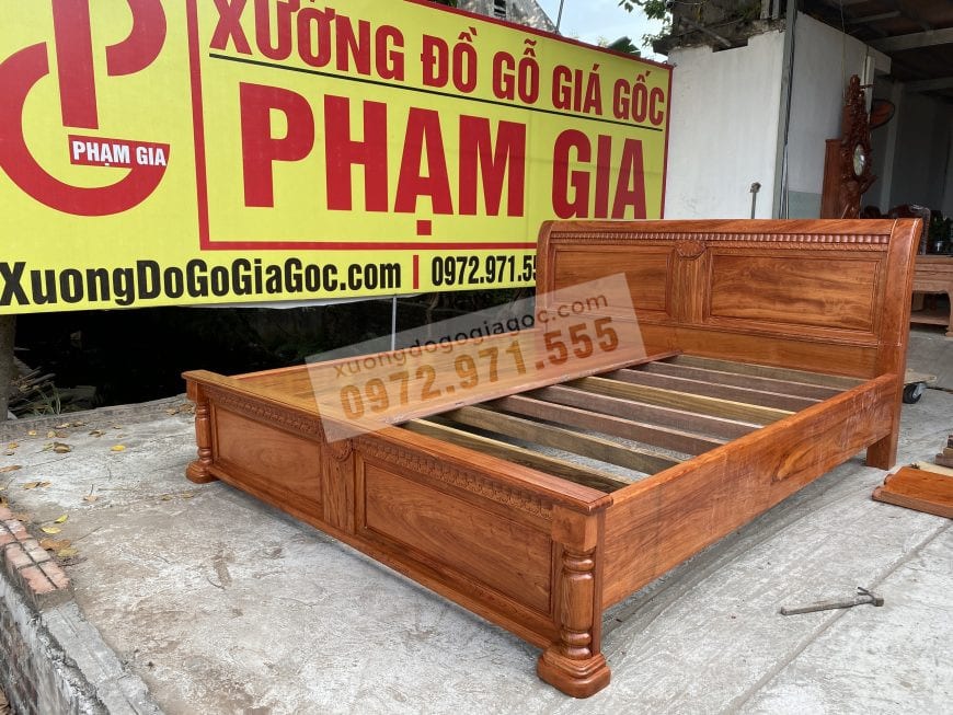 Giường ngủ gỗ hương