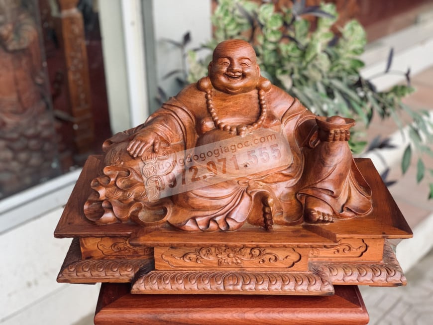 Tượng phật Di Lặc ngồi gỗ hương đá 46x30x30cm