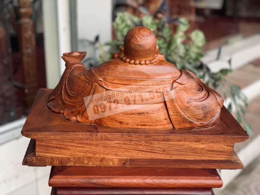 Bồ tát Di Lặc cười gỗ hương đá