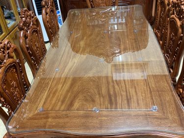 Bàn ăn gỗ hương đá dài 1m8, rộng 90cm vân gỗ siêu đẹp