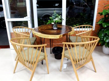 Bàn ghế ăn nguyên khối gỗ me tây