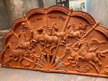 Quạt đục bát mã thành công gỗ hương đỏ Nam Phi