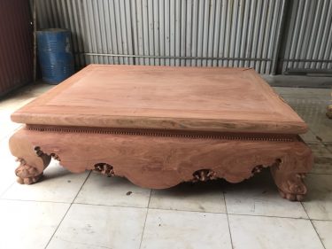 Sập gỗ gụ cỡ trung bình 1m6x2m hàng mộc tại kho