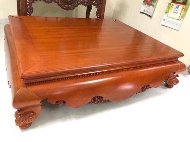 Sập trơn 1m6x2m gỗ gụ của gia đình Chú Long, Bắc Giang