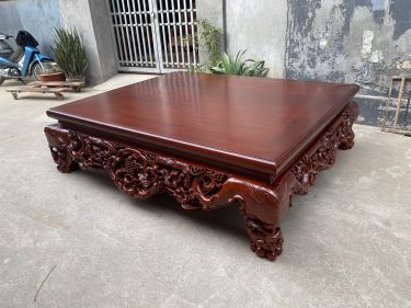 Mẫu sập ngồi phòng khách 2m2 yếm đục mai điểu gỗ gụ nhập khẩu