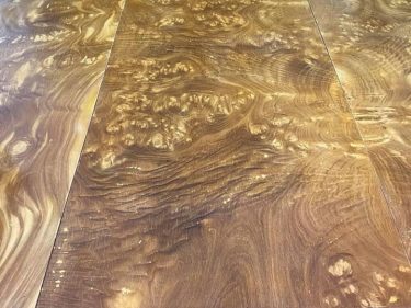 Sập ngồi phòng khách gỗ nu nghiến hàng tuyển vân