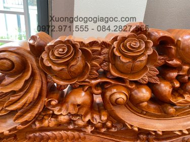 Chi tiết Chương ghế dài đục thủ công hoa hồng